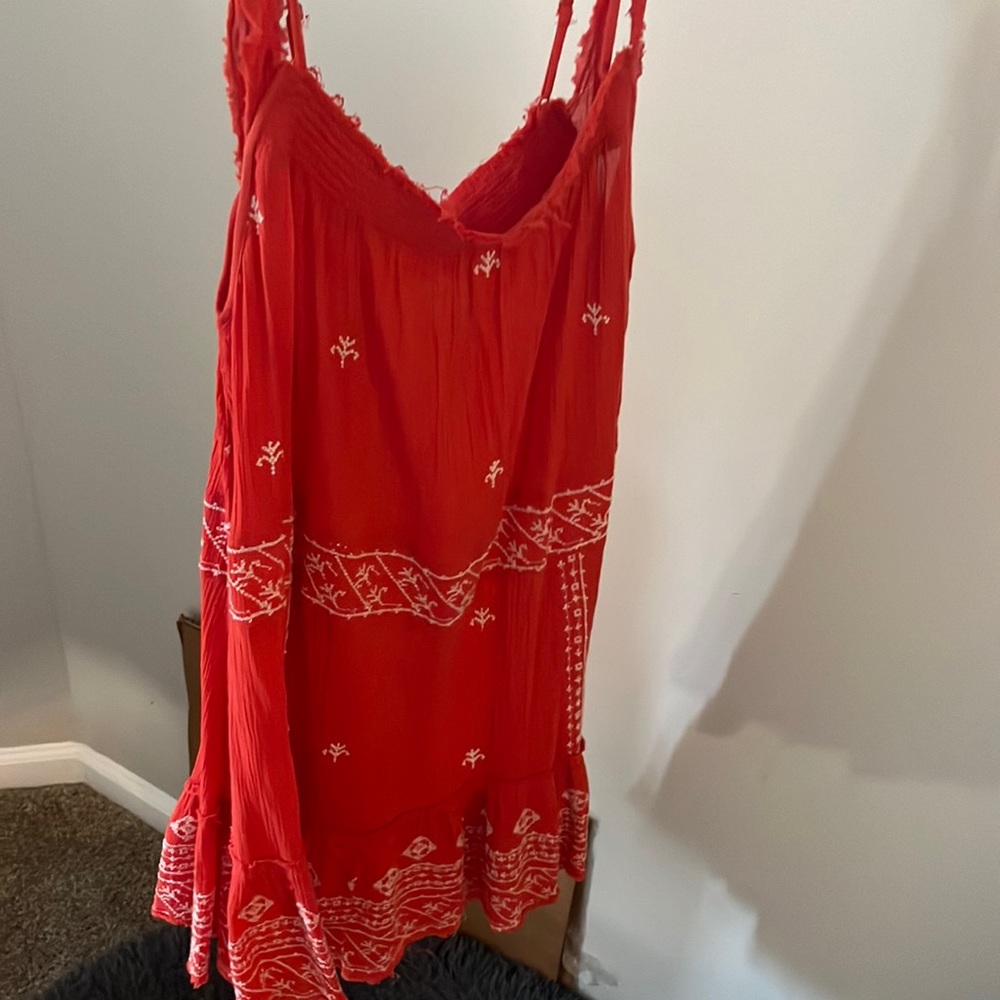 Fun off the shoulder summer sun dress